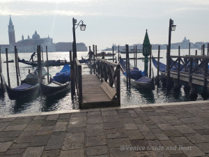 Venice Guide and Boat gondola tour