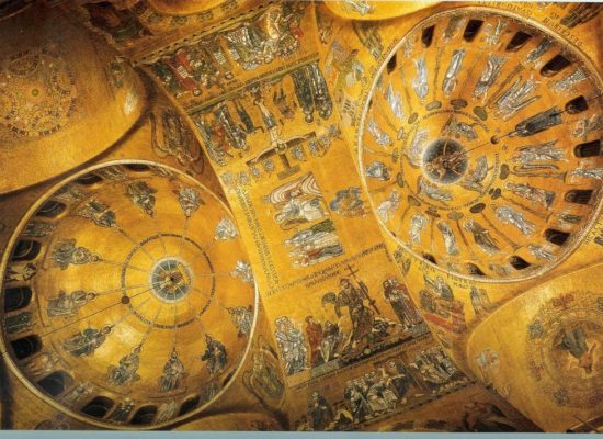 With Golden Venice private guided tour you will see in details the best byzantine mosaics in Venice